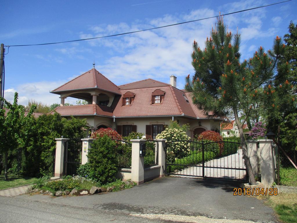 Fodor Haz Apartment Gyenesdiás Exterior photo